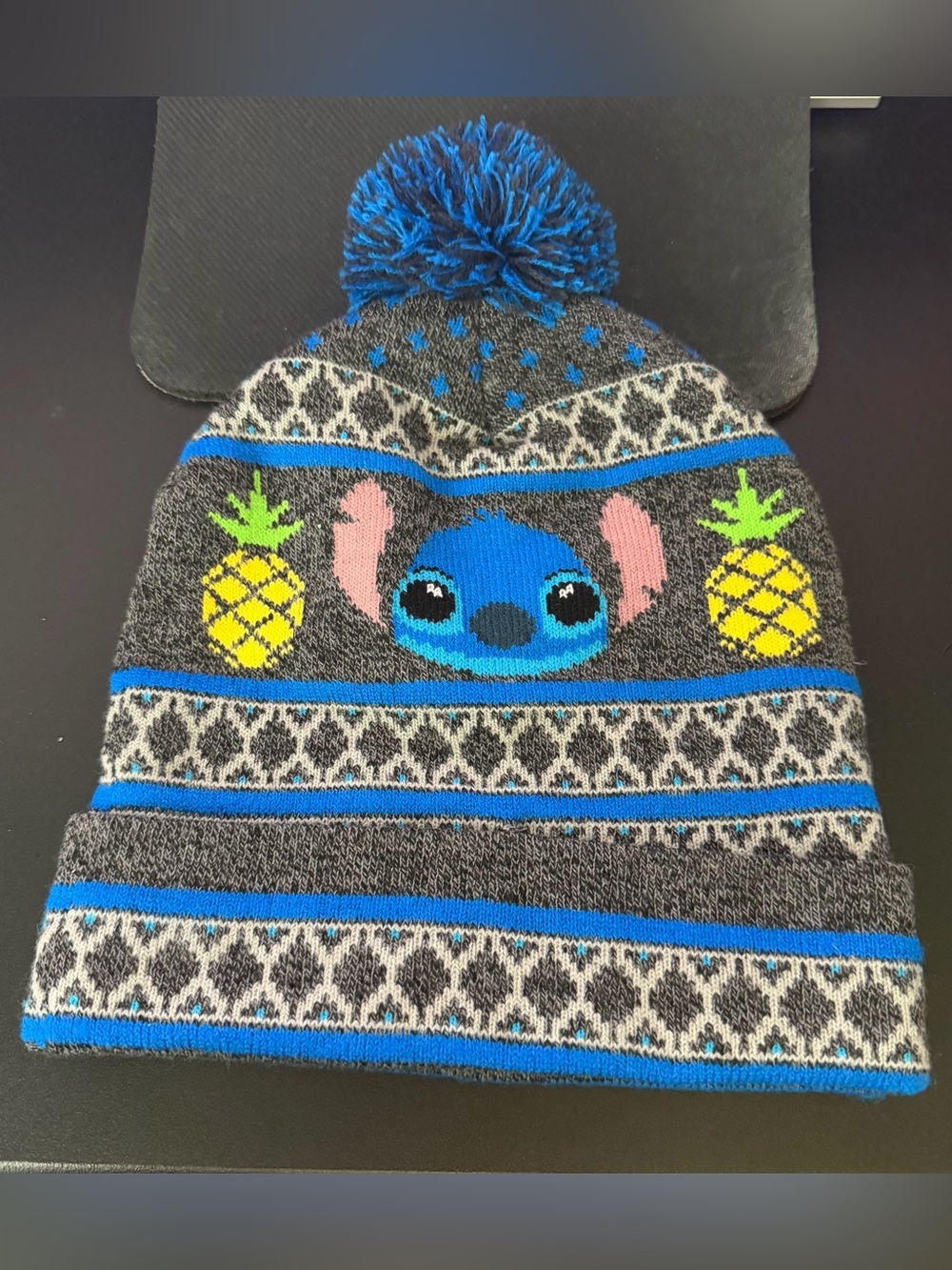 Stitch bundle- hat, gloves & sanitizer holder